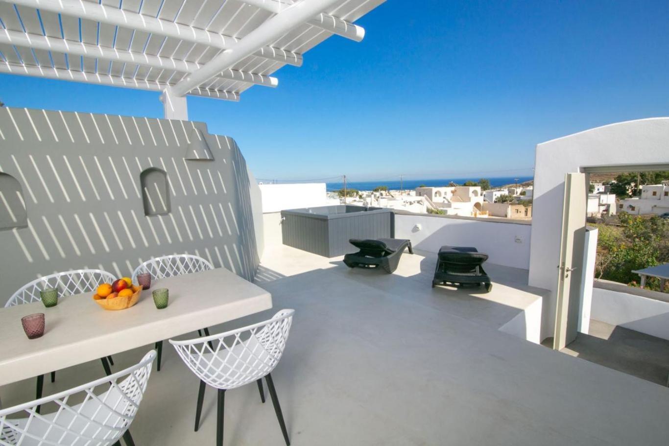 Shades Of White Villas Emporio  Eksteriør billede